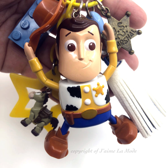 Movin Movin Woody